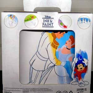 Disney World ink and paint plate set